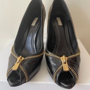Zara patent leather heels with zipper detail